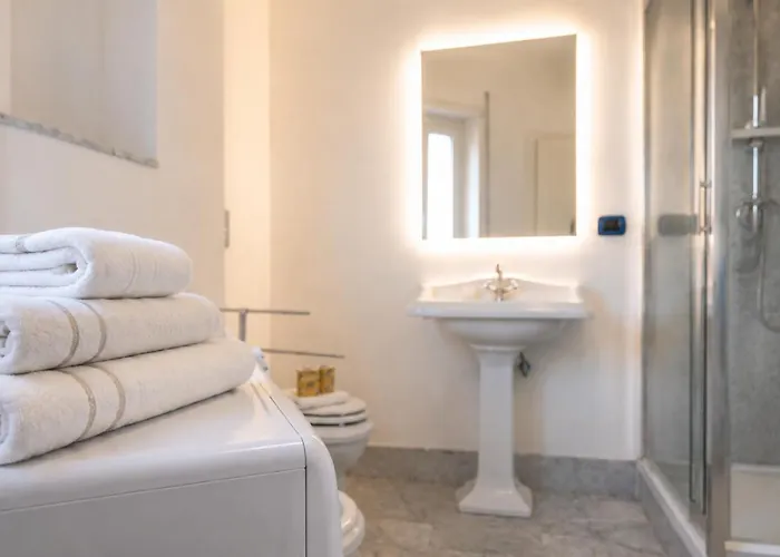 Elegantis Trastevere With Terrace - Comfort In Charming District * Rome